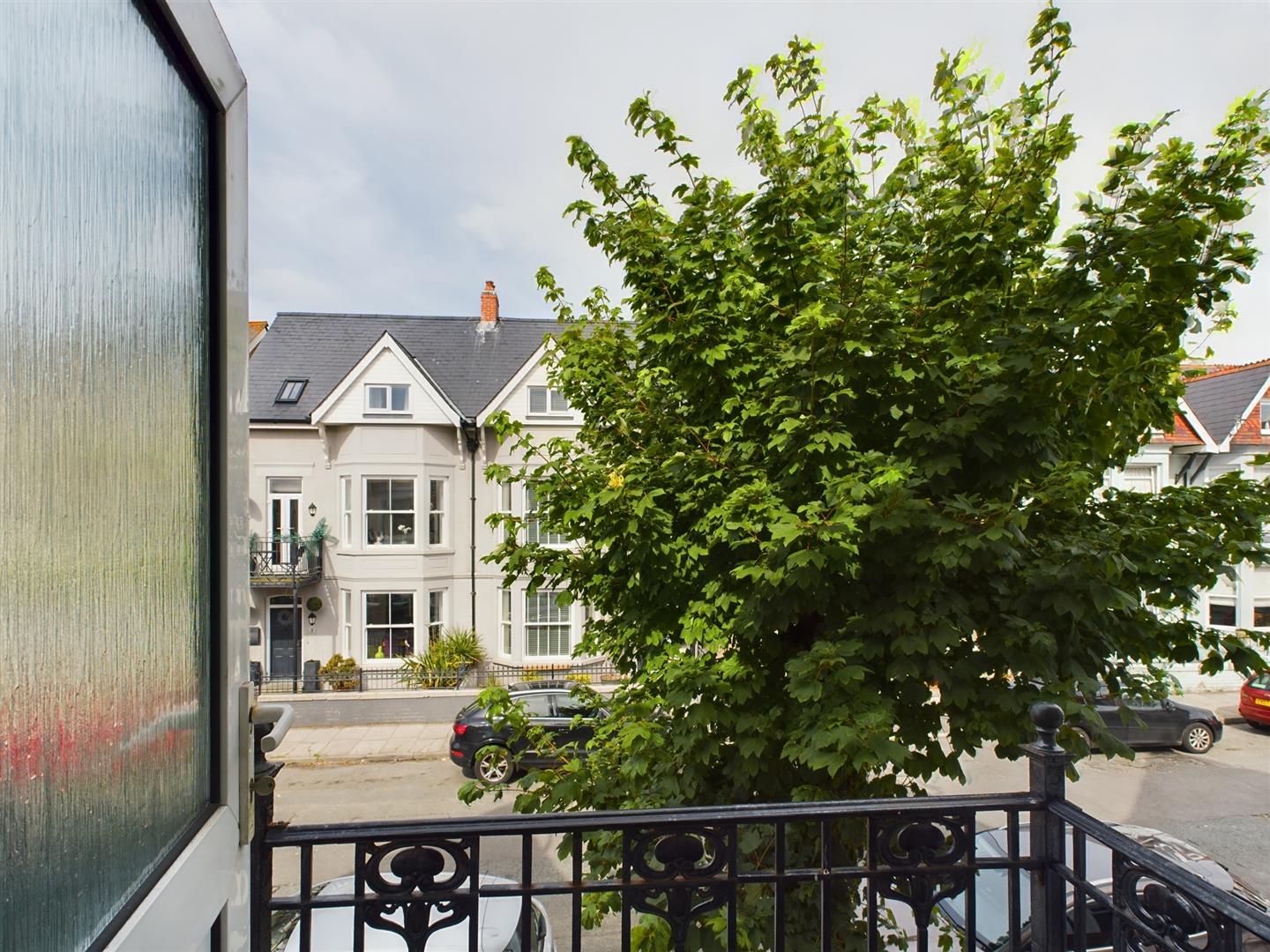 Esplanade Avenue, Porthcawl McHattons Estate Agents, Bridgend